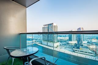 Limited Offer Studio with Mesmerizing Canal Views by Deluxe Holiday Homes - 7
