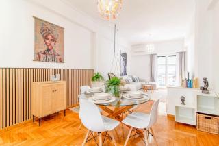 Nataly's Vibrant 2BR - 4 mins walk to Acropolis - Athènes - 6
