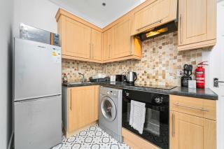Charming 1-Bedroom Home in Alexandria - 5