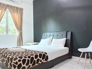 Al Falah Homestay - Pantai Cenang - 9