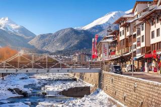 Host2U Slope-Side Home by the Gondola - Bansko - 1