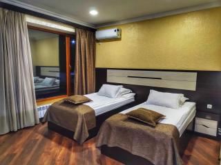 Yerak hotel - Lalvar - 9