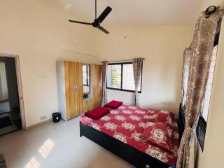 Susneh Homestay Reena Cottage - Srīvardhan - 1