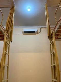 Backpacker Space - - 1
