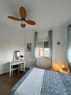 Beachfront apartment with Patio & Private Terrace - Cartagena - 4