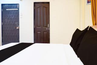 Hotel O Jaihind Building - Poona - 1