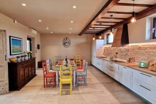 Characteristic restored farmhouse with 360 degree views - Montefino - 8