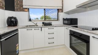 Sheridan By The Seashore - 8