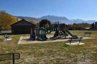 Private Hot Tub Nearby Parks Pet Friendly - Lindon - 4