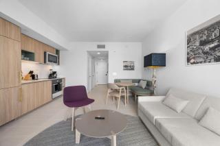 44Flr Condo w Free Parking - Miami - 1