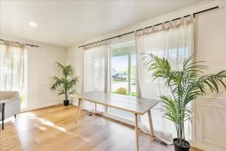 Hiking Trails Close By Private Room & Bathroom - 8