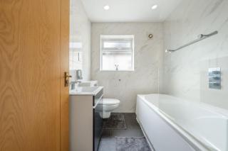 Lovely 5 Bed House in Barnet , home away from home - New Barnet - 7