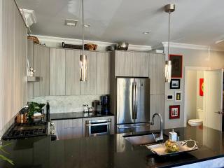 Charles Peak Condo - JC Heights - Jersey City - 4