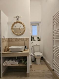 Angels' Nest - Old City, Studio - 3