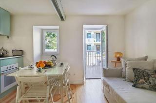 Modern Flat with large garden and terrace right next Estrela Park - 5