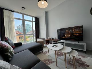 Kika Complex 2 Sunny Balcony Apartment - Tirana - 0