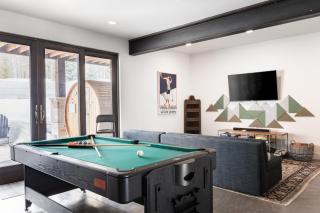 Luxury Mountain Villa, Walk to Ski Lifts, Stunning 360 Degree Views! - Park City - 9