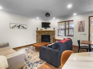 BBC11 2 Story Townhouse In Black Bear Crossing With Slope Access - Snowshoe - 0
