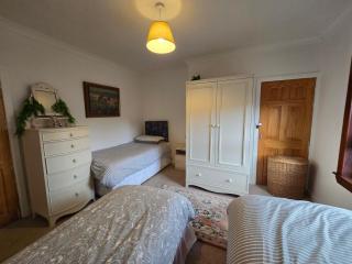 ApartmentSleeps5-Parking-Garden-PetsOk - Kelty - 2
