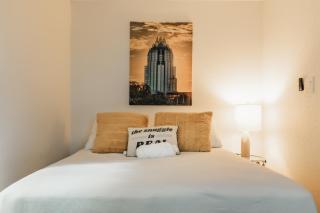 New build Oasis with King Bed- Stroll to Lake & Holly - Austin - 8