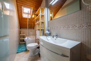 Loft Bosco Incantato Al Lucernario Verde - Altare - 2