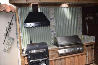 Country House - Pool Jacuzzi - Perfect for Celebrations, Work People - Chard - 1