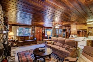 10 Little Cabin In The Woods - North Wawona - 3