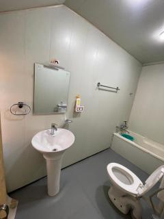 Young Gulshan Apartment - Srinagar - 3