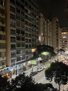Apartamento em copacabana PÉ NA AREIA - 7