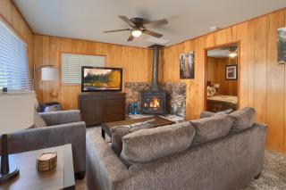 17C The Redwoods Cabin - North Wawona - 7