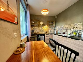 MOMOApart - by Kromera - 1