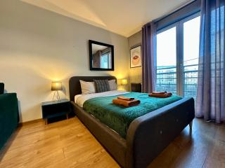 MOMOApart - by Kromera - 5