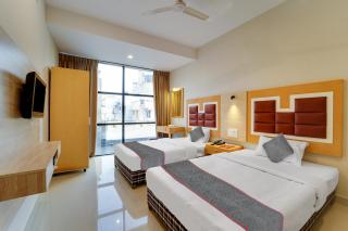 Super Townhouse Davis Let - Bangalore - 1