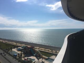 D&D Sea View First Line Apartments - Batumi - 0