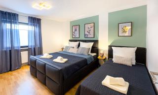 Charmantes 3-Zi-Apartment am Schlössle in Lechhausen-Garage-Balkon-Küche-Smart TV - 5