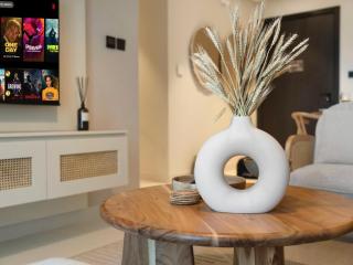 Cozy One Bedroom on the Beach in Dubai Harbour - Prestige Retreats - 1
