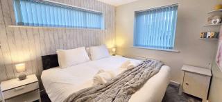 Newly Refurbished 4Bedroom Townhouse by the Etihad - Manchester - 6