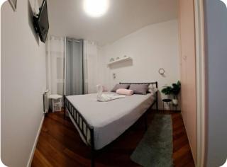 Habitacion con salida directa a terraza chill out - Bilbao - 0