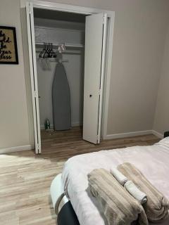 Comfort Home WiFi n Hottub - Midwest City - 9