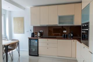 NEW Ama Apartment in the City Center with a Fantastic View - Belgrado - 4