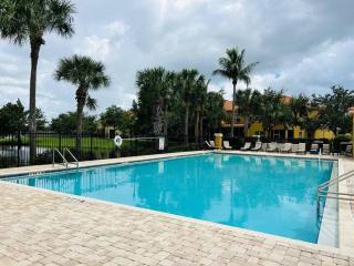 Beautiful Sail Harbour Gated Community & SUV Rental - Fort Myers - 9