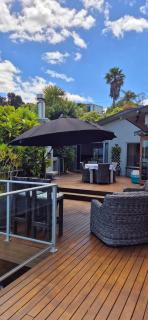 Luxurious Living plus Spa - Raglan - 1