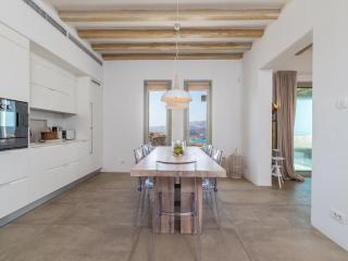Charming villa near Ftelia Beach - Kalambaki - 1