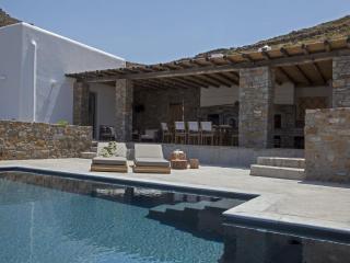 Charming villa near Ftelia Beach - Kalambaki - 4