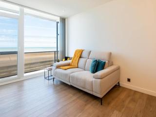 Apartment with frontal sea view in Raversijde - Ostend - 0