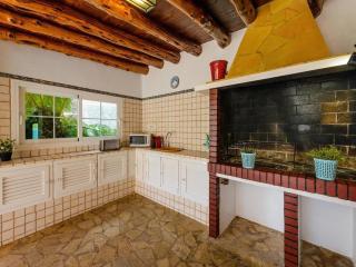 Spacious villa with mountain views - Sant Rafel de sa Creu - 6