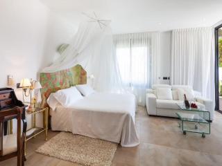 Villa in Ibiza with Sea Views and Jacuzzi - Sant Jordi - 9