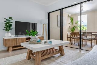 Coral Poolside - Resort Living by Cairns Esplanade - 4