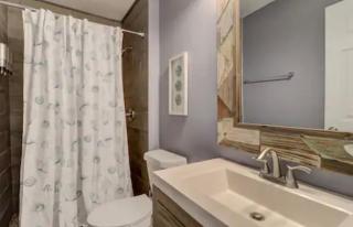 #88 Elegant 3-Bedroom Pet Friendly with Parking - Hilton Head Island - 1