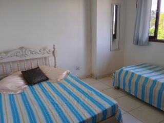 Casa com piscina em Guaratuba - Guaratuba - 4